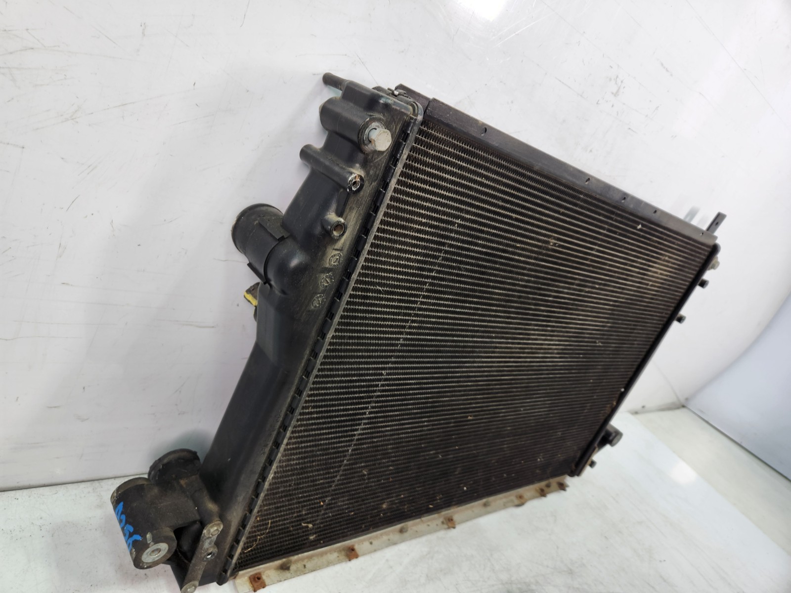 ✅ 04-10 OEM Maserati Quattroporte M139 Engine Motor Cooling Coolant Radiator 71k