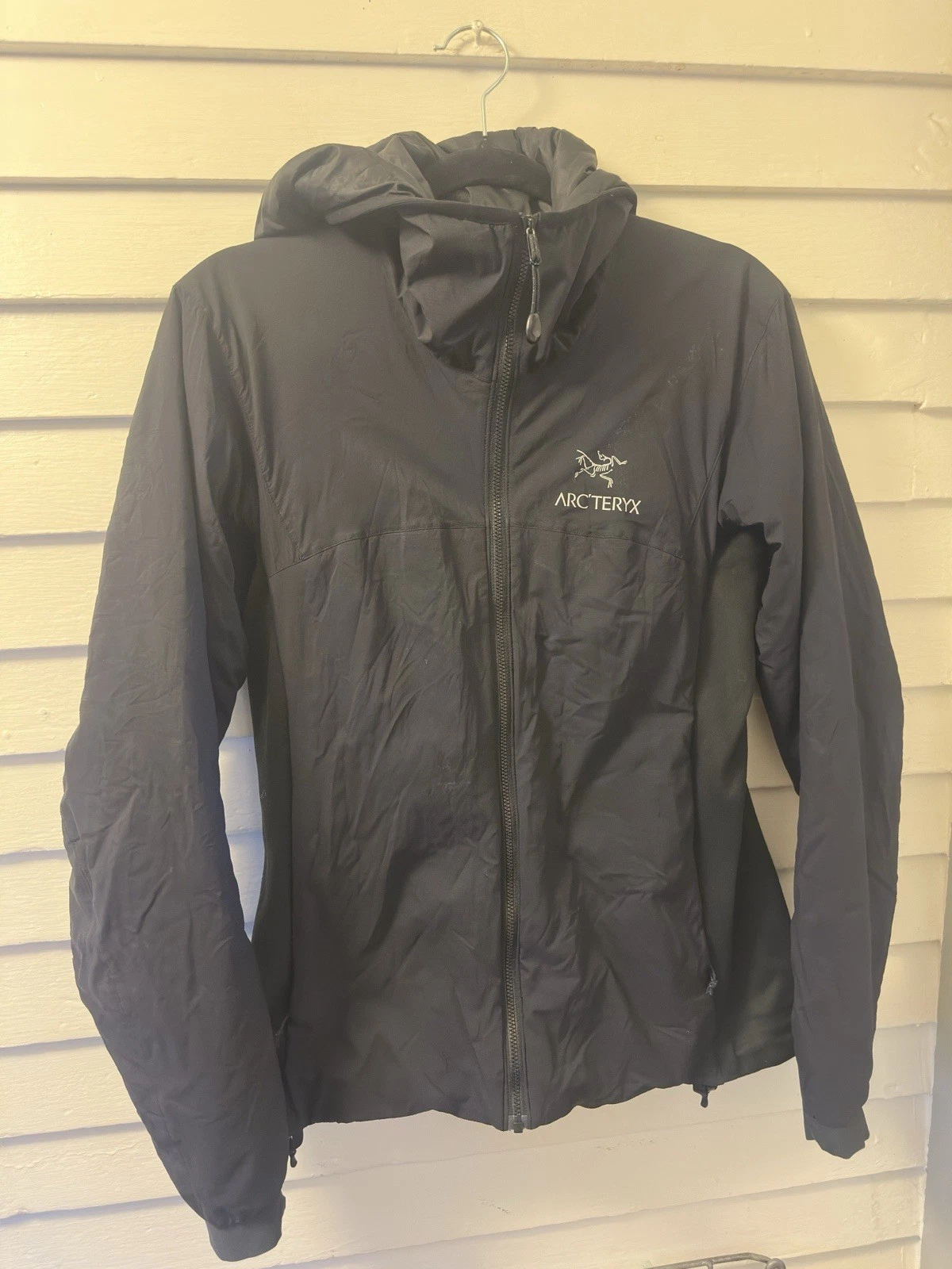 Arc'teryx Women's Atom Insulated Hoodie Jacket Size Large Black