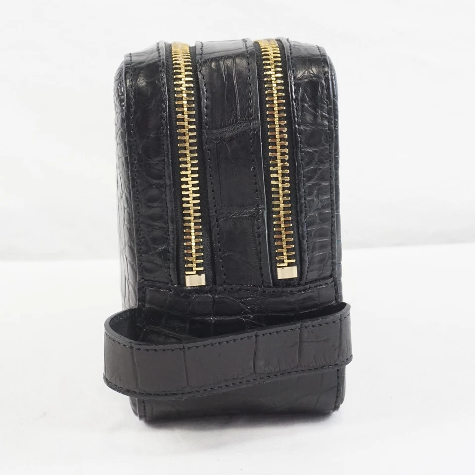 Kit de aseo Piper & Skye de cuero de cocodrilo Nomad Dopp en negro medianoche  Foto 3 de 4