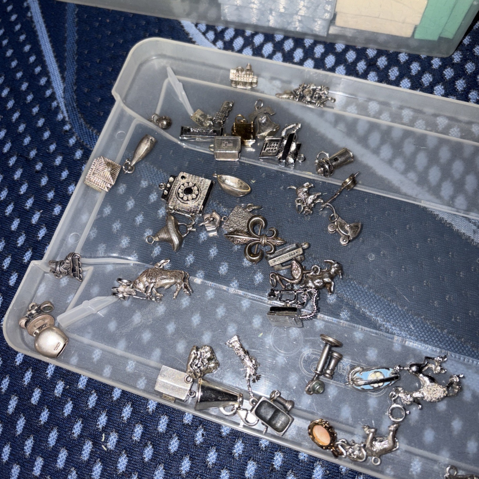 200 grams  solid sterling silver  includes 40 cha… - image 4