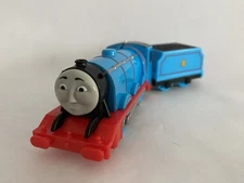 Gordon Trackmaster Thomas the Train Motorized Tank Engine + Tender Tested 2013