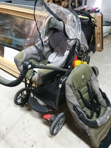 ensemble poussette bebe confort