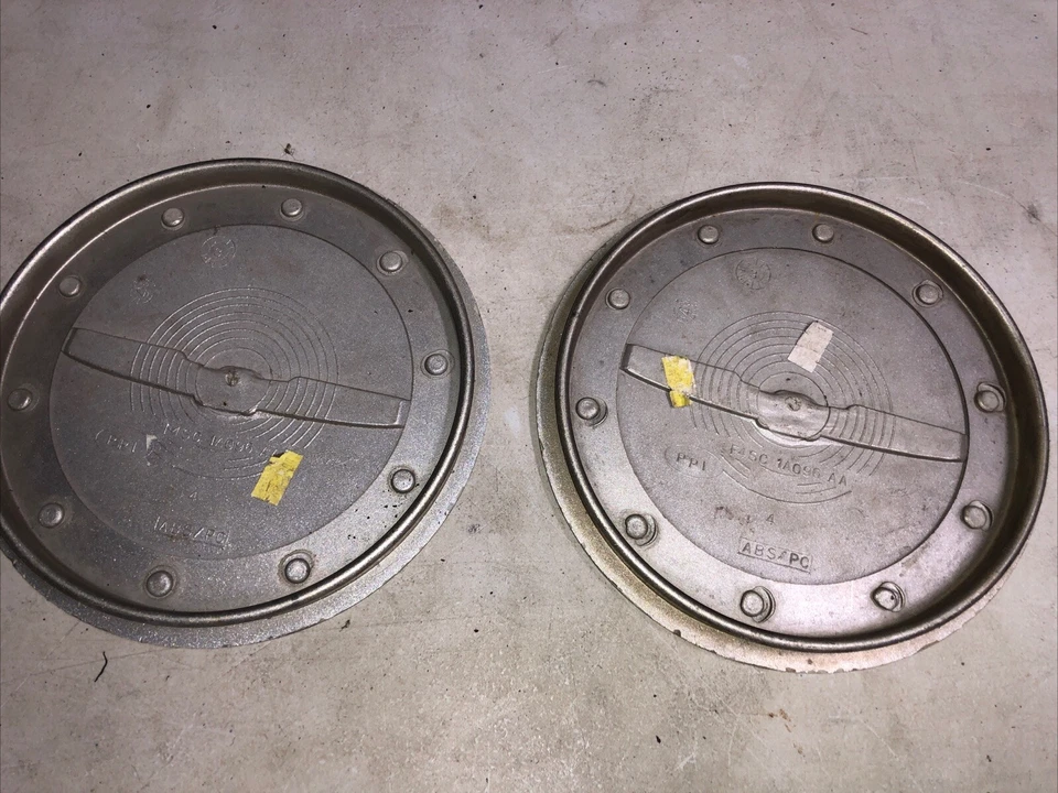 Set Of (2) 1993 1994 1995 1996 1997 Ford Thunderbird Wheel Center Caps - Image 4 of 4