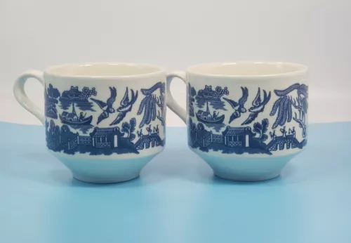 Blue Willow Churchill England Lovebirds Antique Tea Cup Coffee Mug 8 oz Set of 2