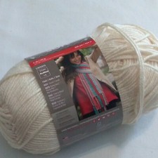 Red Heart Soft Yarn off-White 100 acrylic Worsted 5 oz.