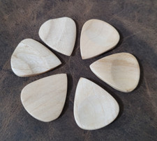 Set of 6 Rare Unique Design MAPLE Wood Guitar Picks / Plectrums Valentine Gift