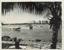 1940 Press Photo Miami Aquaplane Club Members on Their Craft, Florida
