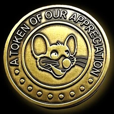 🌟RARE Chuck E Cheese Token Of Appreciation Gold Employee Exclusive Large Pin🌟