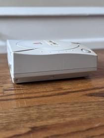 SEGA Dreamcast HKT-3020 Console Only White PARTS REPAIR DOES NOT READ DISCS A17 