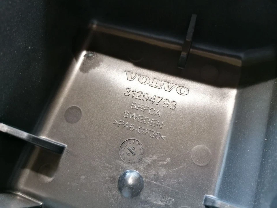 Volvo V50 2009 Battery box tray cover lid 31294793 BIN24112 - Image 3 of 3