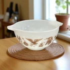 Vintage Pyrex Early American Cinderella # 441 Mixing Bowl White & Brown  1.5 Pt