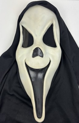 Vintage Fun World Scream Smiling Ghost Mask Glow in The Dark
