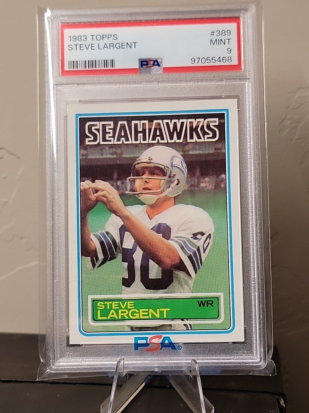 1983 Topps - #389 Steve Largent PSA 9 NEWLY GRADED/ DEAD CENTERED!