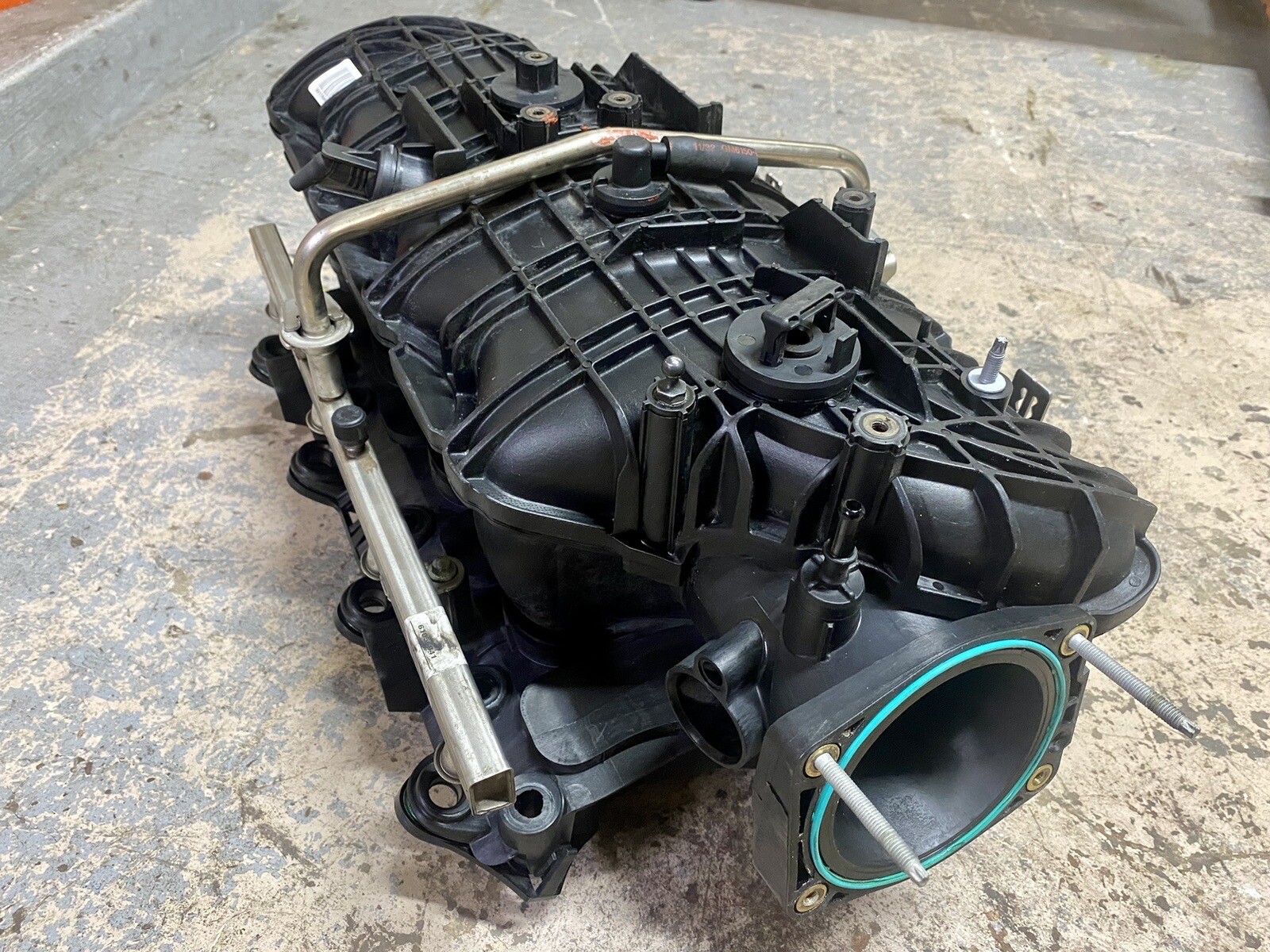 TBSS Intake NNBS Manifold Trailblazer SS Cathedral Intake w/ Fuel Rail