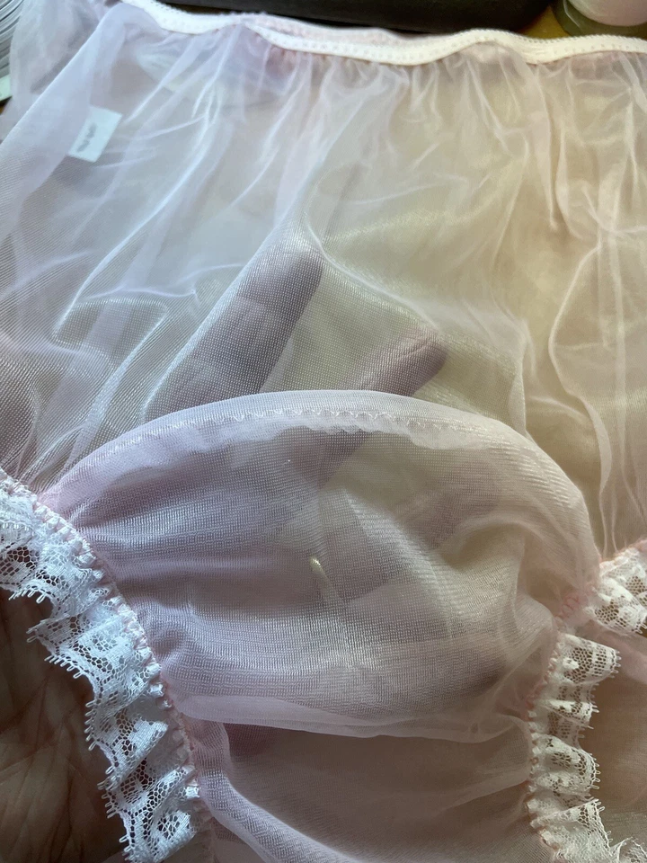 Vintage Style One sheer NYLON PANTIE Long Wide Double GUSSET Pink W/ Lace - Image 3 of 4