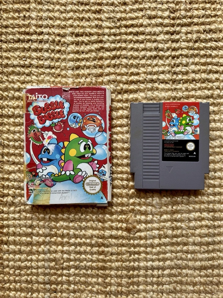 Bubble Bobble - Boxed (Nintendo Entertainment System / NES, 1990) - Image 1 of 4