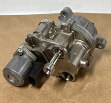 High Pressure Fuel Pump HPFP 7613933-01 For BMW N54 N55 135i 335i 535i 640i thumbnail 4