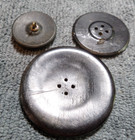 3 Vintage Antique Pressed Horn MOP Mother of Pearl Buttons FLOWER — photo 3