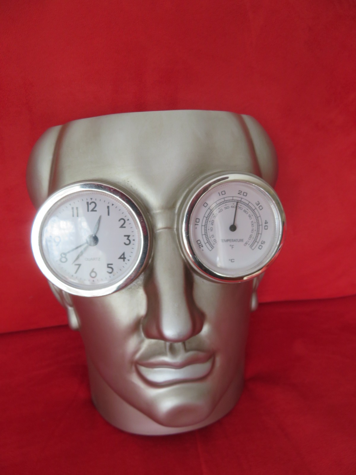 Oscar Wilde Punctuality is the Thief of Time Sculpture Clock Museum of Mod Life