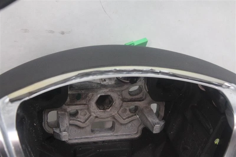 Volante Volvo S60 2014 14 negro 30756606 1152750 Foto 4 de 4