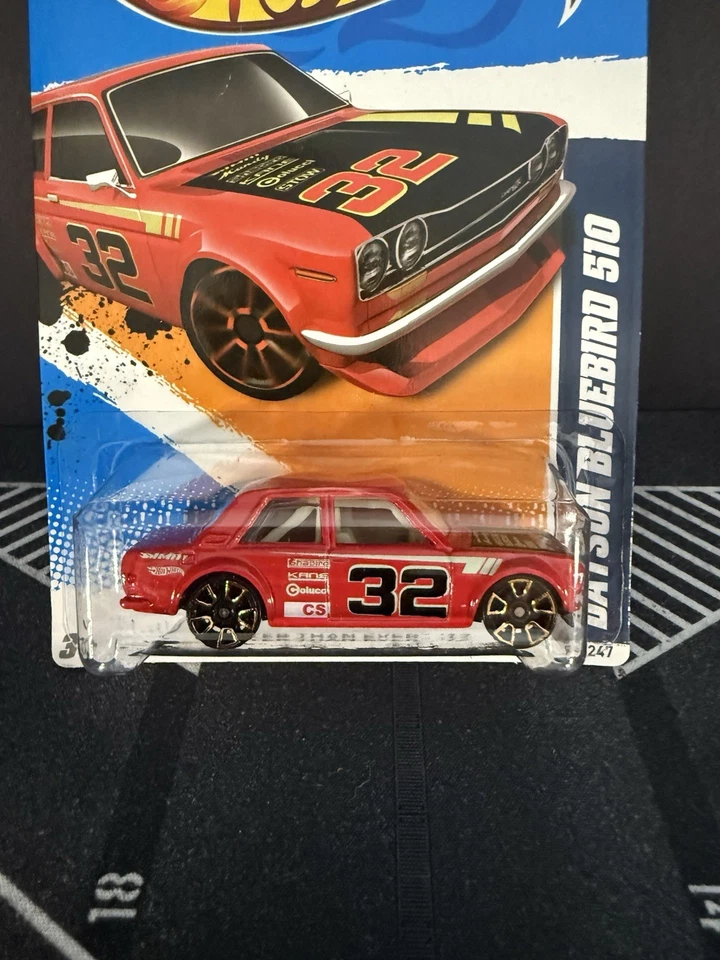 Hot Wheels Datsun Bluebird 510 2012 más rápido que nunca V21 Foto 2 de 3
