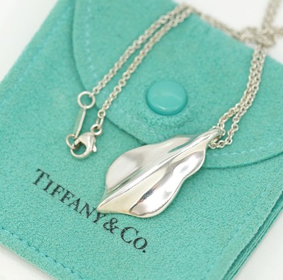 Vintage Feather Leaf Necklace 16 