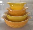 Vintage Pyrex Sunflower Daisy Yellow Orange Cinderella Nesting Bowl Set Of 4