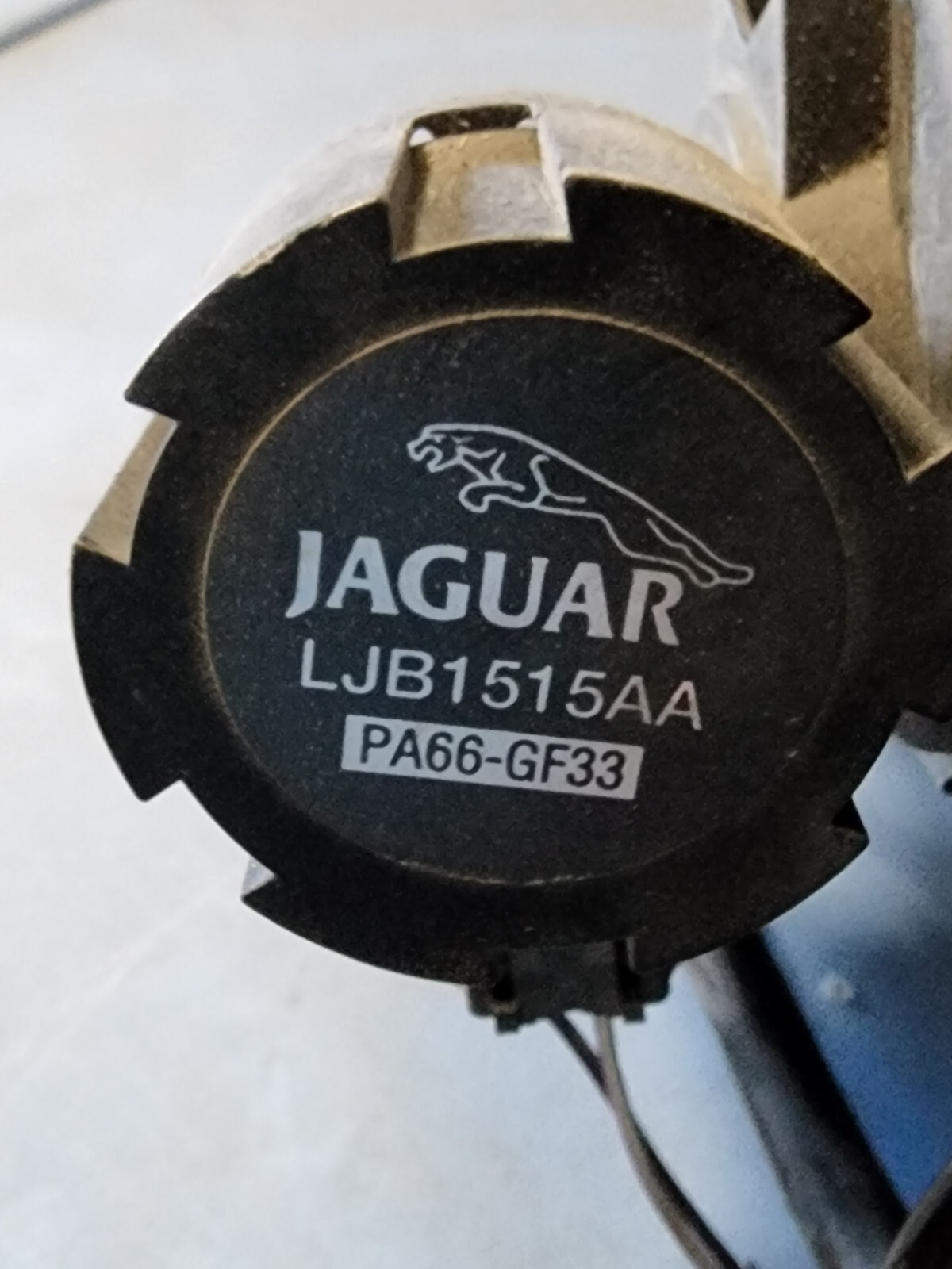 1997 1998 1999 2000 2001 2002 JAGUAR XK8 PURGE CONTROL VALVE LJB1515AA