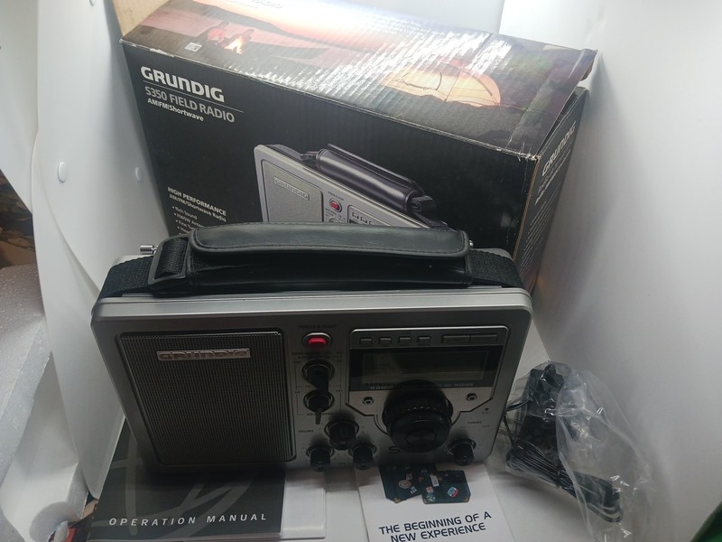 Grundig S350 Field Radio AM/FM/Shortwave (with box) Vintage Mint