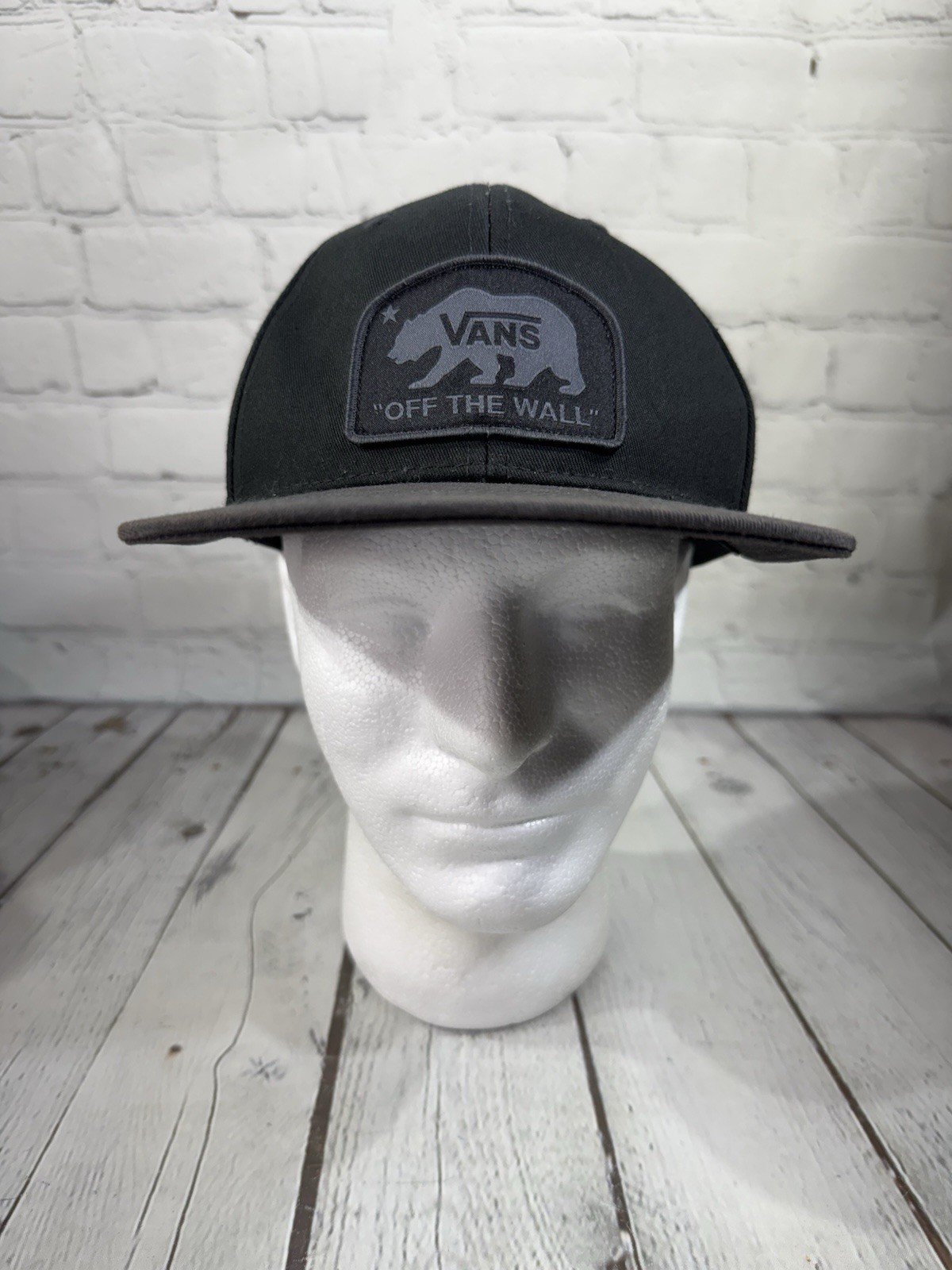 VANS Hat Snapback OTW Black Gray Patch Skateboard… - image 2