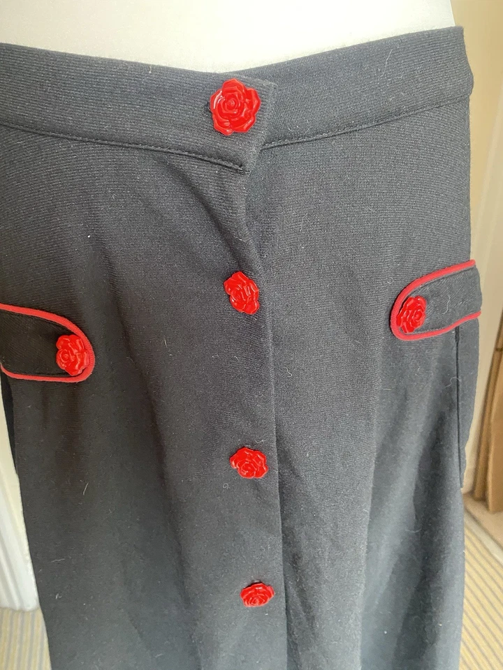 Falda Lindy Bop Talla U.K. 12 Mujer’s Botones Rosa Negra Foto 3 de 4