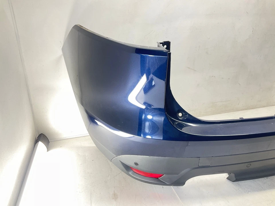 Оригинальная крышка заднего бампера с вырезом для выхлопной системы 17–19 Jaguar F-Pace 1 - Изображение 3 из 4