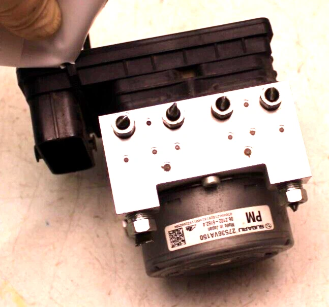 Módulo de bomba hidráulica ABS Subaru WRX STI 2020-21 OEM P/N 27536VA150 27596VA150 Foto 3 de 4