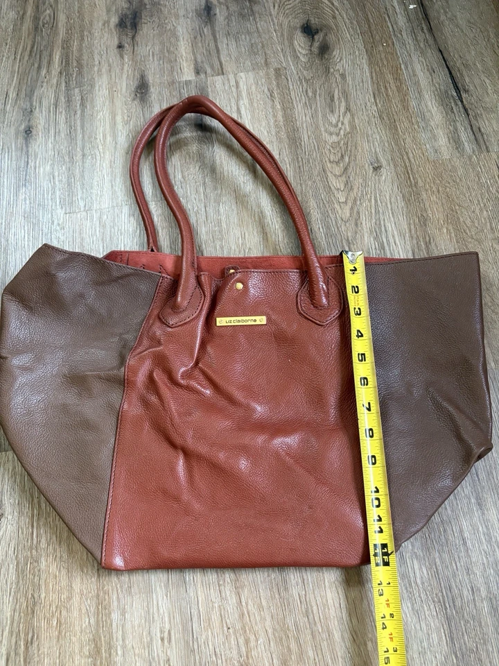 Bolso de hombro grande vintage Liz Clairborne todo cuero forrado de gamuza dos tonos Foto 4 de 4