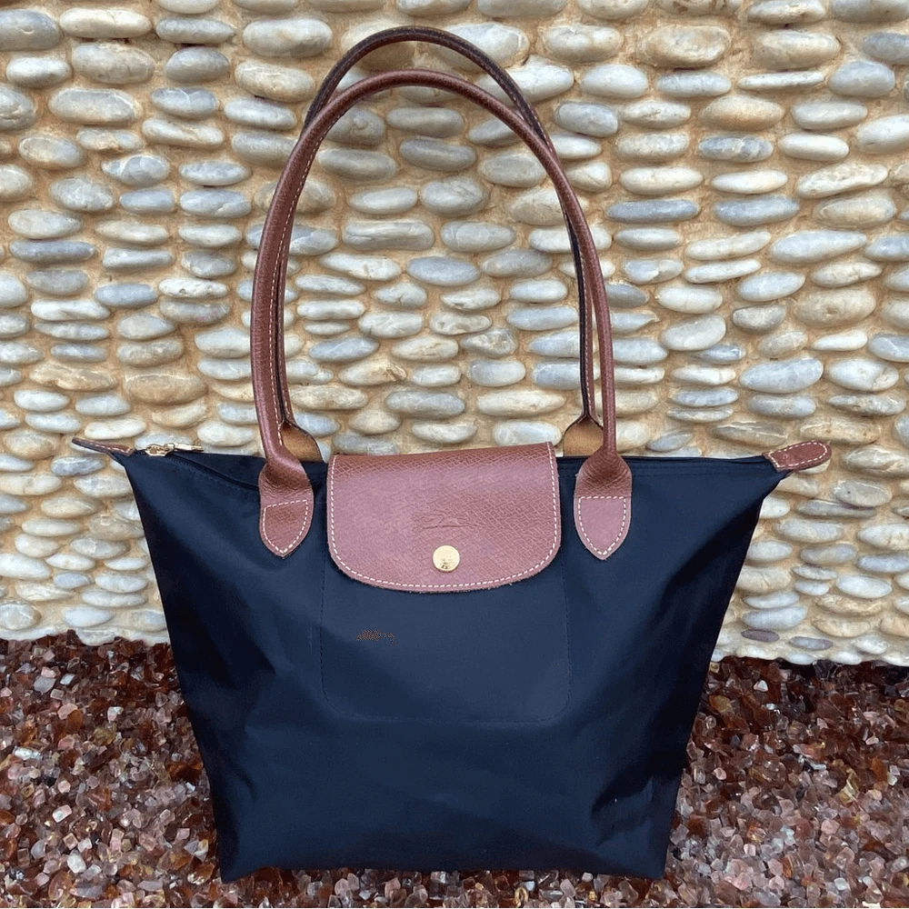  Longchamp 'Medium 'Le Pliage' Tote Shoulder Bag, Black :  Clothing, Shoes & Jewelry