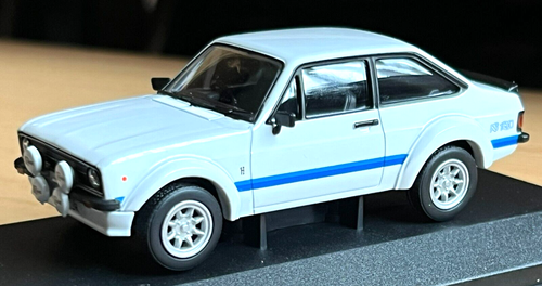 Ford Escort MK2 RS 1800 with Forest Arches - Vanguards Limited Edition VA12609