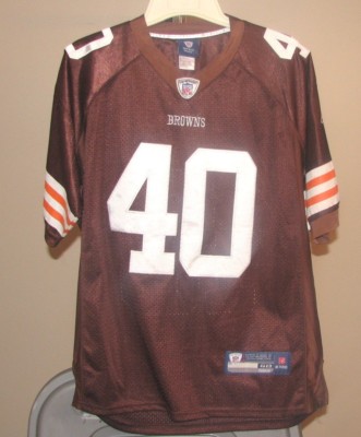 peyton hillis jersey
