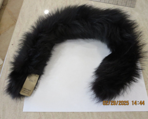Burberry london fox fur - Gem Burberry london fox fur - Gem