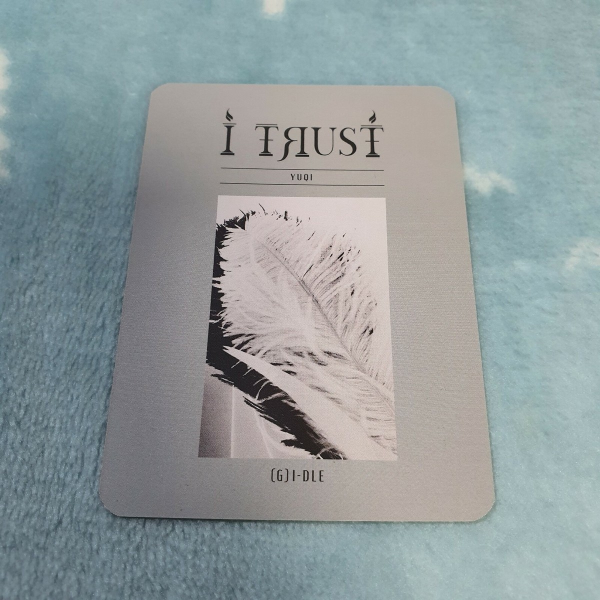 G)I-DLE 3rd Mini Album I TRUST Yuqi Type-B Photo Card Official K