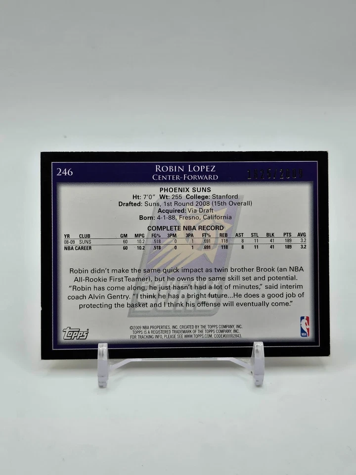 Robin Lopez /2009 GOLD 2009-10 Topps Gold #246 Phoenix Suns (SP) - Image 2 of 2