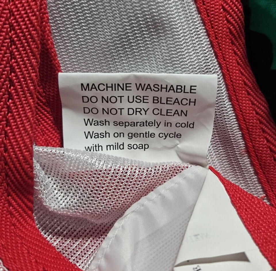 Alfombra Derby House Classic Fly - Blanca/Roja - Tamaño: 6'3/75" (Abierta - Bolsa/Nueva) Foto 2 de 4