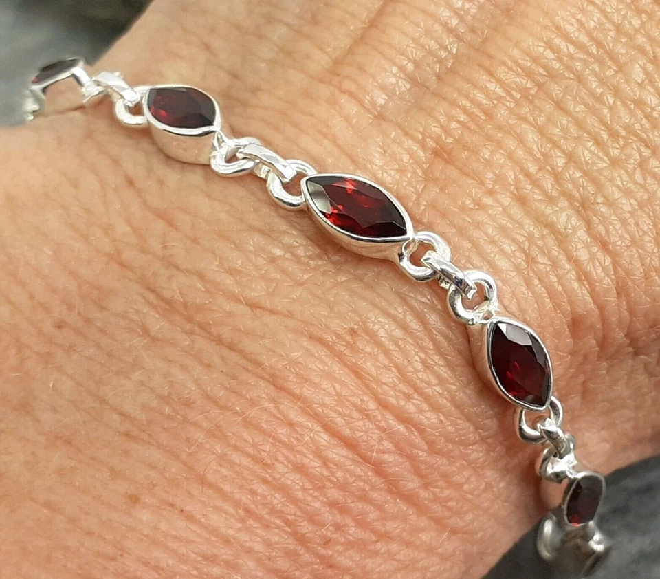 Pulseras de mujer hechas a mano con broche de langosta de plata esterlina 925 granate natural P#130 Foto 2 de 3