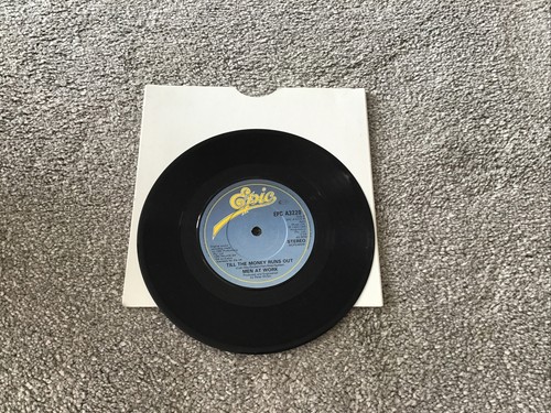 Men At Work - Overkill - 7" Vinyl Single Record 1983 VGC - Picture 6 of 6