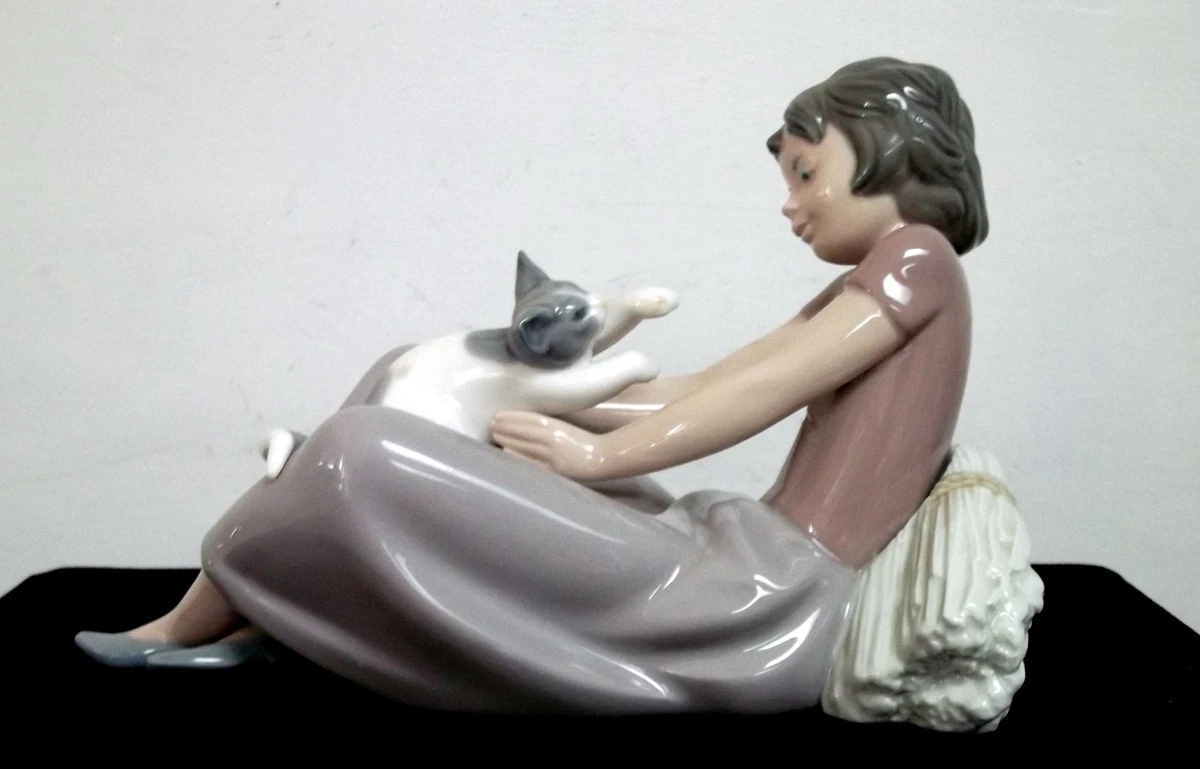 25+ Lladró Girl With Cat for sale | Updated Oct 2026
