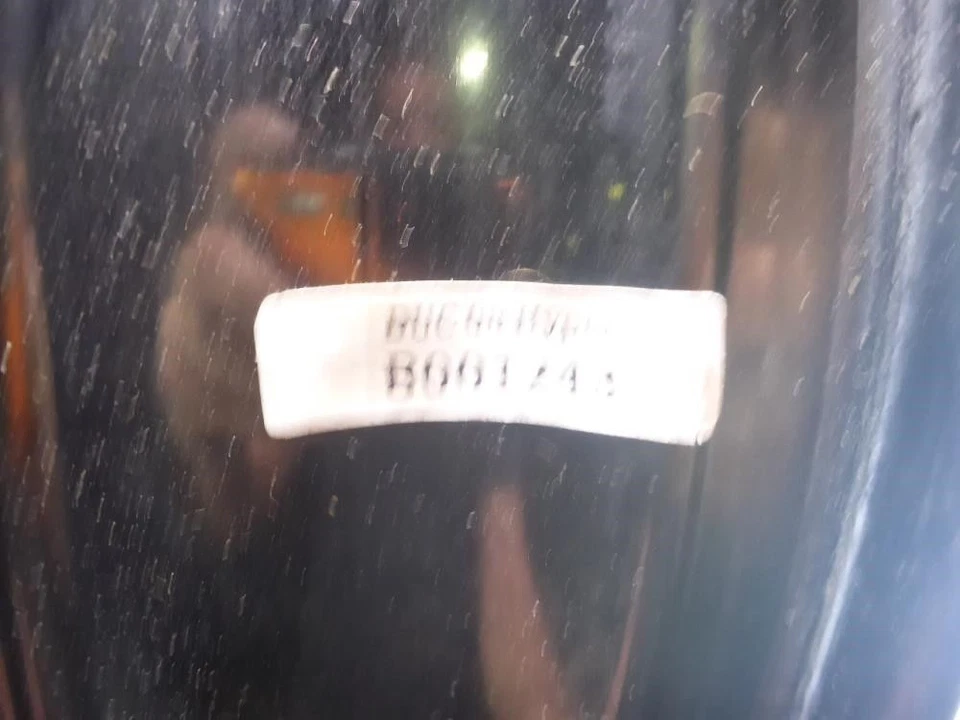 08 Ducati Hyper Motard Front Wheel BREMBO 17X3.5 DAMAGED Rims  TRSH DV - Image 2 of 4