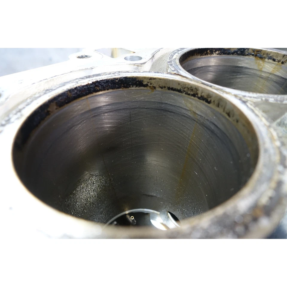 2011-2012 BMW N55 6-Cyl Twin-Scroll Turbo 3.0L Engine Cylinder Block Bare - Image 2 of 4