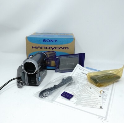 SONY DCR-HC90 Handycam Digital Video Camera camcorder Grey 3.3MP