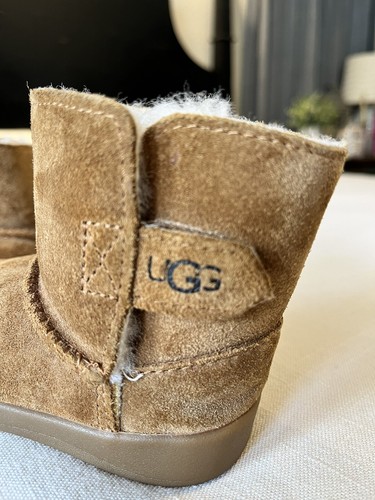 UGG Australia KEELAN S/N 10960891 Toddler Size 04/05 Brown Sheepskin Lined Boots - Picture 9 of 20