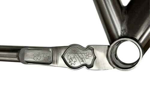 LYNSKEY 27.5" Titanium MTB Frame M450 LTD (NEW) - Picture 4 of 8