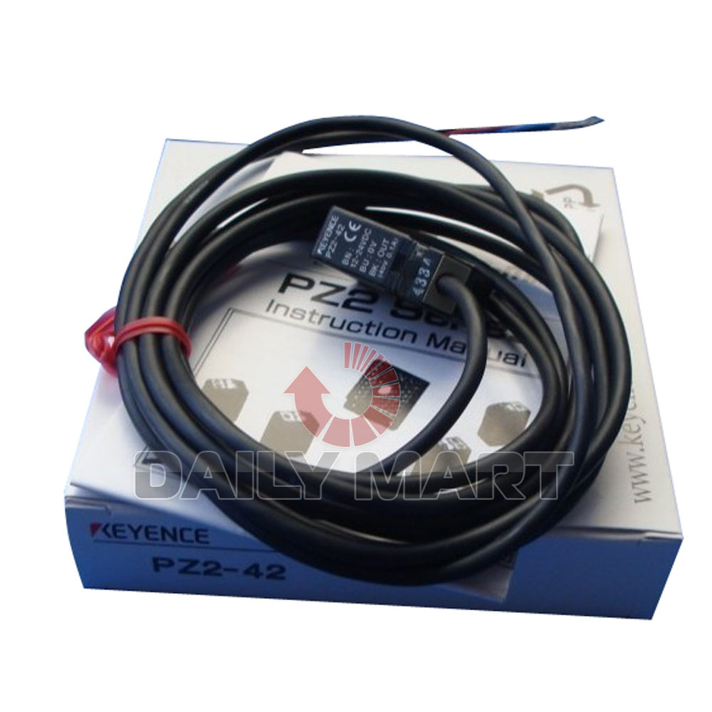 KEYENCE PZ2-42 (PZ242) REFLECTIVE PHOTOELECTRIC SENSOR CABLE TYPE